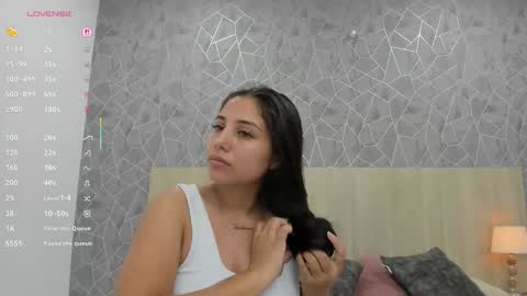 Sara online show from 11/28/25, 11:13