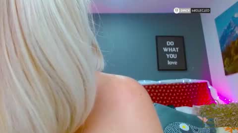 katiasupreme online show from 04/12/26, 10:37