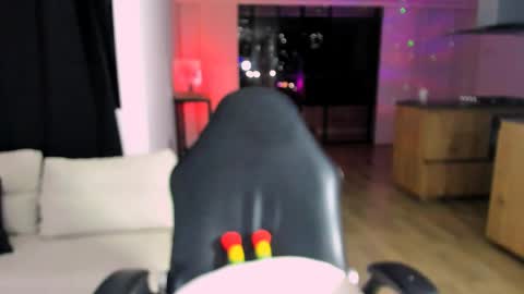 Sara online show from 04/03/26, 01:36