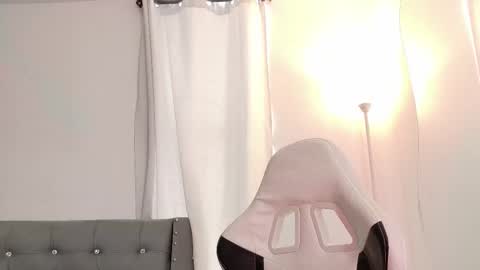 Sara online show from 03/17/26, 06:22