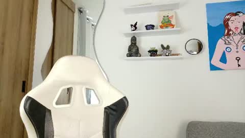 Sara online show from 07/10/26, 06:32