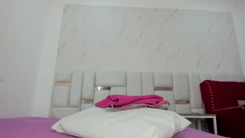 Snapshot of sara_sm1th_ chatting on 05/24/26, 11:26 sara_sm1th_ online show from 05/24/26, 11:26