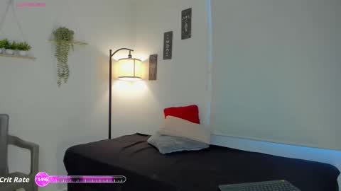 sara_sweett9 online show from 11/26/25, 09:38