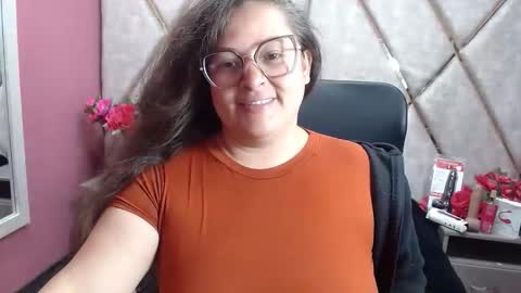 sara_thonson_ online show from 02/27/26, 03:39