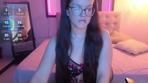 sara_valderrama_ online show from 03/13/26, 02:01