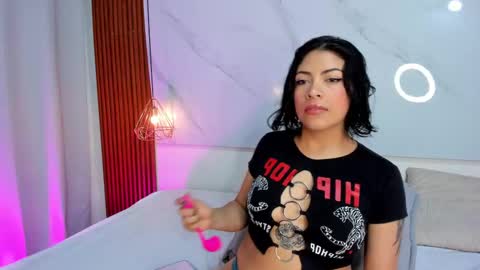 Snapshot of sara_zc chatting on 10/07/25, 11:29 sara_zc online show from 10/07/25, 11:29