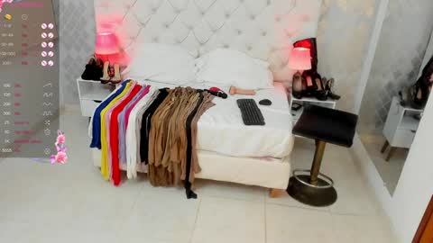 Snapshot of saraa_cute1 chatting on 01/25/25, 11:00 Saraa Gomez online show from 01/25/25, 11:00