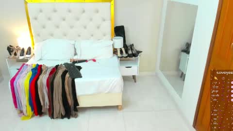 Snapshot of saraa_cute1 chatting on 03/04/25, 03:44 Saraa Gomez online show from 03/04/25, 03:44