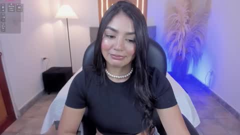 Snapshot of saraa_stormy chatting on 02/20/26, 01:33 saraa_stormy online show from 02/20/26, 01:33