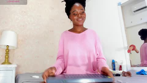 Snapshot of saraacollinss chatting on 01/23/25, 02:23 saraacollinss online show from 01/23/25, 02:23