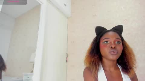 Snapshot of saraacollinss chatting on 02/28/25, 08:50 saraacollinss online show from 02/28/25, 08:50