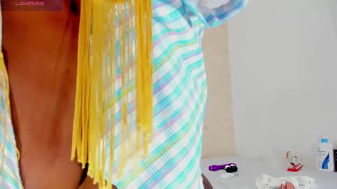 Snapshot of saraacollinss chatting on 03/04/25, 03:00 saraacollinss online show from 03/04/25, 03:00