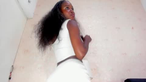 Snapshot of saraacollinss chatting on 09/29/25, 08:13 saraacollinss online show from 09/29/25, 08:13