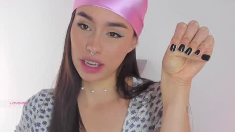 Snapshot of saraarchbould chatting on 12/04/24, 03:32 Sara online show from 12/04/24, 03:32