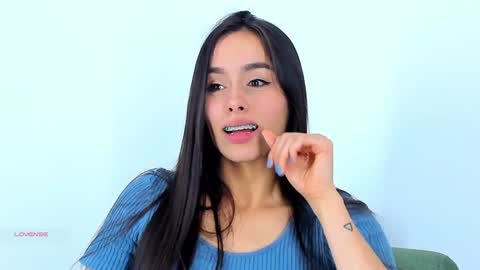 Snapshot of saraarchbould chatting on 02/05/25, 08:25 Sara online show from 02/05/25, 08:25