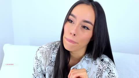 Snapshot of saraarchbould chatting on 02/06/25, 05:30 Sara online show from 02/06/25, 05:30