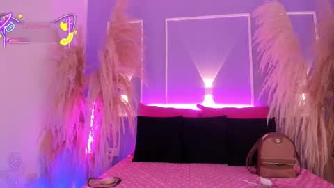 Snapshot of saraavila_ chatting on 09/23/25, 08:56 SaraAvila online show from 09/23/25, 08:56