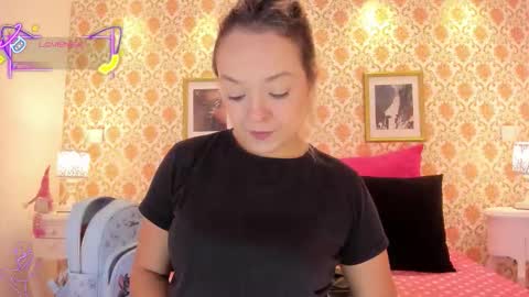 Snapshot of saraavila_ chatting on 11/26/25, 08:10 SaraAvila online show from 11/26/25, 08:10