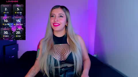 Snapshot of saradiazxxx chatting on 06/19/26, 07:45 saradiazxxx online show from 06/19/26, 07:45
