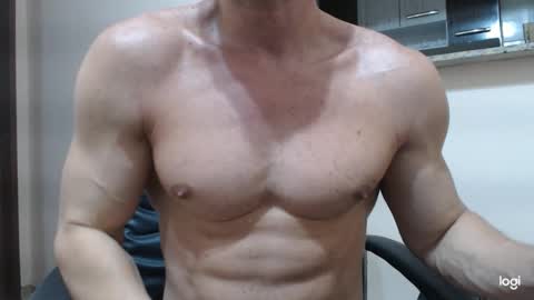 Snapshot of saradorj92 chatting on 12/10/24, 05:17 saradorj92 online show from 12/10/24, 05:17