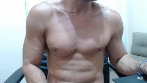 Snapshot of saradorj92 chatting on 01/11/25, 06:03 saradorj92 online show from 01/11/25, 06:03