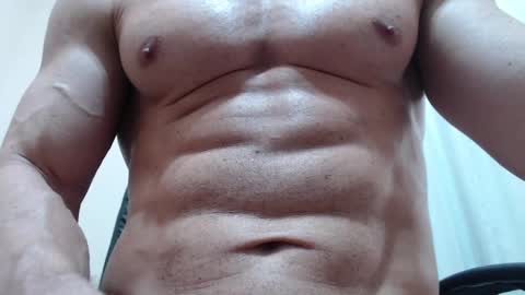 Snapshot of saradorj92 chatting on 10/14/25, 10:38 saradorj92 online show from 10/14/25, 10:38