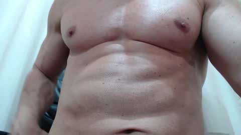 Snapshot of saradorj92 chatting on 10/17/25, 01:53 saradorj92 online show from 10/17/25, 01:53