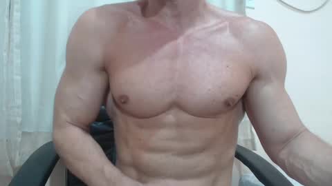 Snapshot of saradorj92 chatting on 11/06/25, 01:06 saradorj92 online show from 11/06/25, 01:06