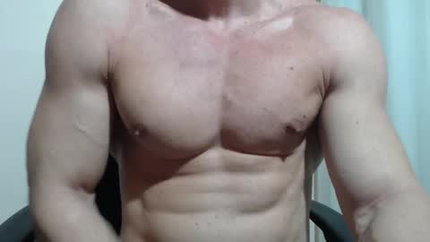 saradorj92 online show from 03/12/26, 08:04