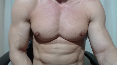 saradorj92 online show from 04/04/26, 02:32