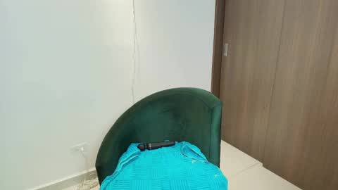 Snapshot of saraevil chatting on 10/11/25, 03:50 Sara online show from 10/11/25, 03:50