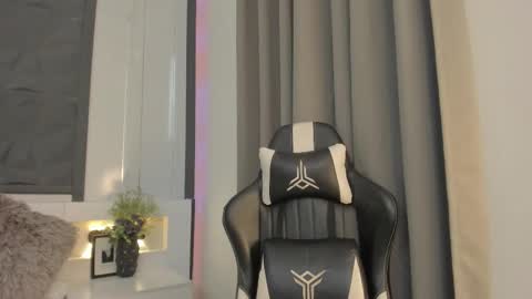  Sara Gomez  online show from 02/11/26, 04:12