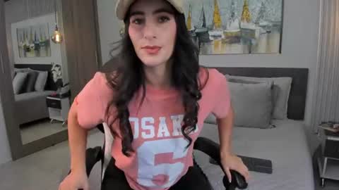 Sara Gomez  online show from 06/17/26, 01:45