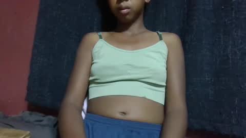 sarah146341 online show from 03/11/25, 09:34