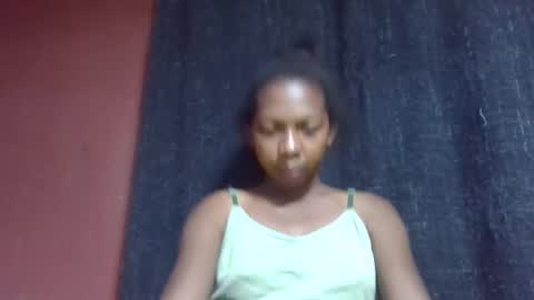 sarah146341 online show from 03/12/25, 12:04