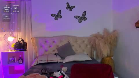 Snapshot of sarah_bali chatting on 12/04/25, 11:35 Sarah Valkiria IG Sar lanister online show from 12/04/25, 11:35