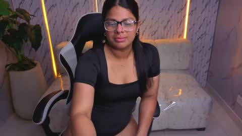 sarah_bay_tx online show from 06/11/26, 07:56