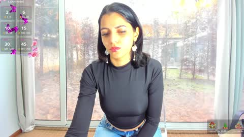 Snapshot of sarah_blake_ chatting on 12/11/24, 08:26 Sara online show from 12/11/24, 08:26