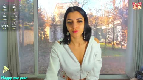 Snapshot of sarah_blake_ chatting on 01/06/25, 09:41 Sara online show from 01/06/25, 09:41