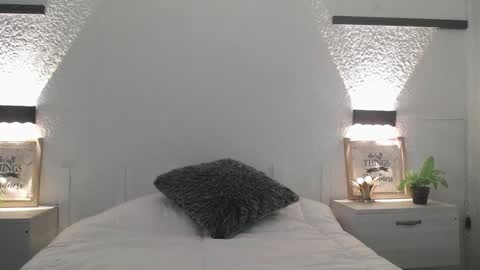 Sarah online show from 01/15/26, 12:10