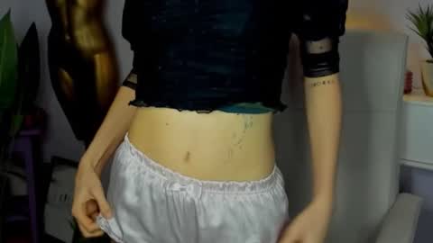 Sarah online show from 11/09/25, 10:46