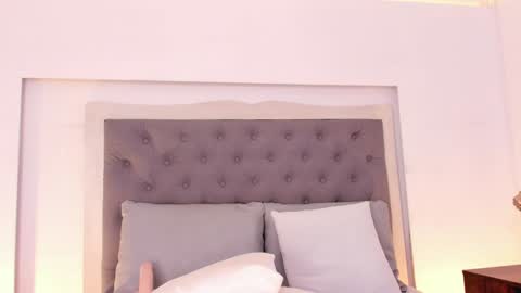       online show from 12/18/24, 10:46