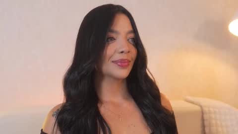       online show from 11/08/25, 08:51