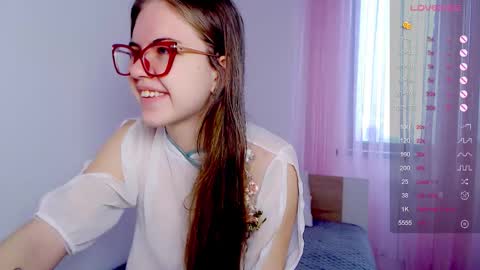 Sarah online show from 02/05/26, 03:44