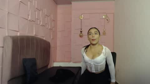 Sarah  online show from 01/12/26, 03:23