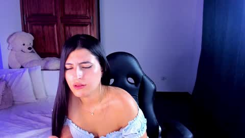 Snapshot of sarah_montale chatting on 01/11/25, 01:37 Sarah Independent model online show from 01/11/25, 01:37