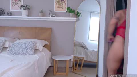 sarah_rayy online show from 03/08/26, 06:44