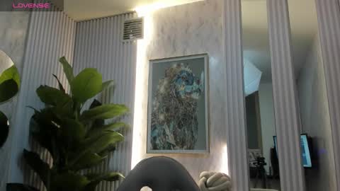 Sarah online show from 03/17/26, 02:16