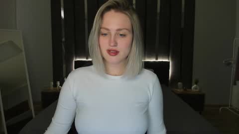 Sarah online show from 02/04/25, 07:29