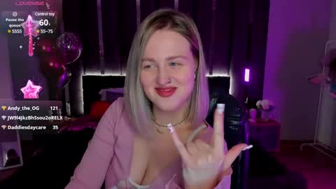 Sarah online show from 03/01/25, 04:15